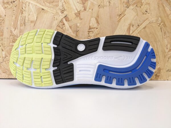 M-Brooks-Ghost-16-110418-1D-002-sole Men's Brooks Ghost 16 110418-1D-002 Black/Cobalt/Neo Yellow