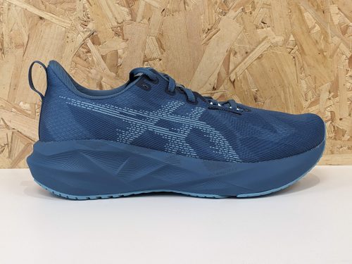 Mens Asics Nova Blast 5 1011B974-405 Winter Sea Stillwater