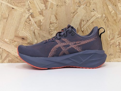 Women's ASICS NOVABLAST 5 in Greyish Purple/Coral Reef