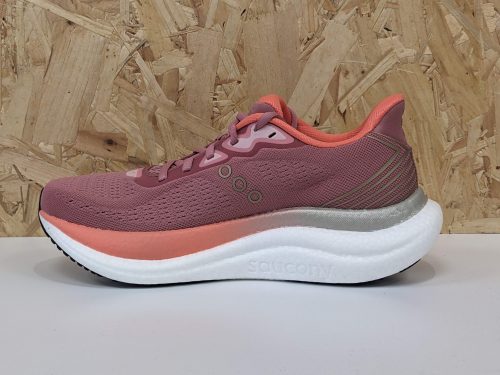 Womens Saucony Triumph 23 S11023-121 Mauve Black